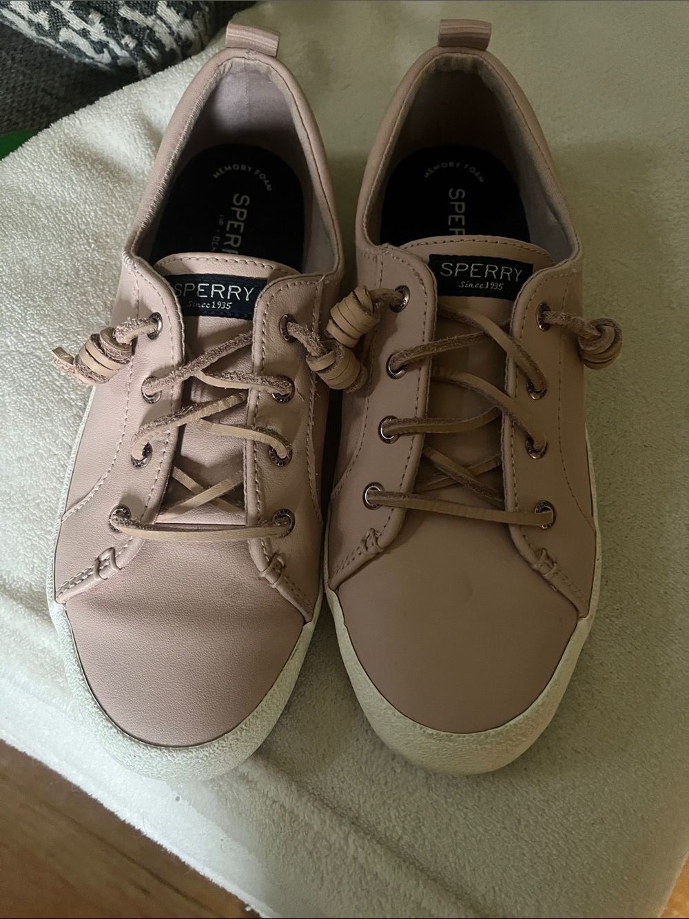 Sperry Women’s Taupe Leather Lace-Up Sneakers